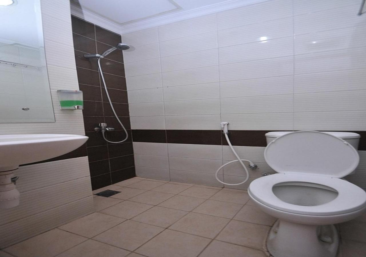 Sopian Apartemen Depok Extérieur photo